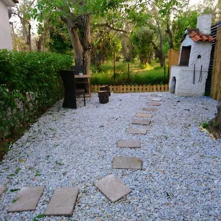 Sol'S Place Mytilene Exterior photo