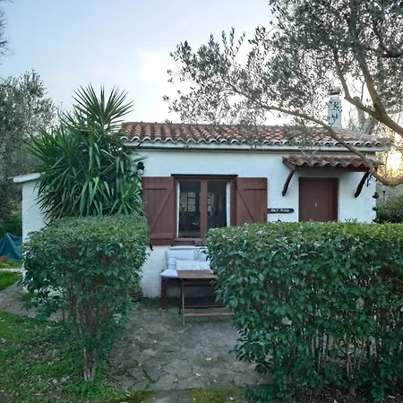 Sol'S Place Mytilene Exterior photo